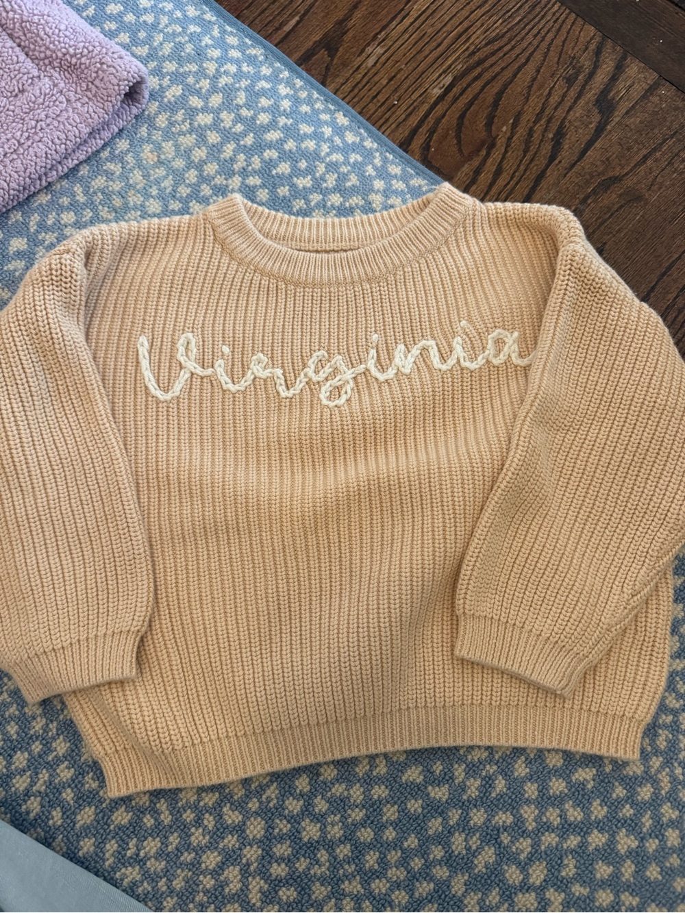“Virginia” Cream-Beige Crewneck Pullover Sweater with Script Detail